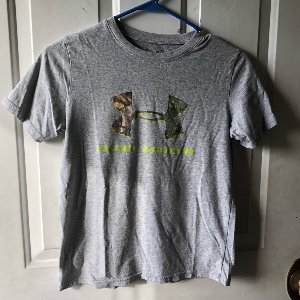 Under Armour shirt size YLG